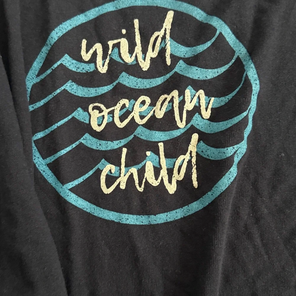Navy Blue hooded towel with Blue Wild Ocean Child Design